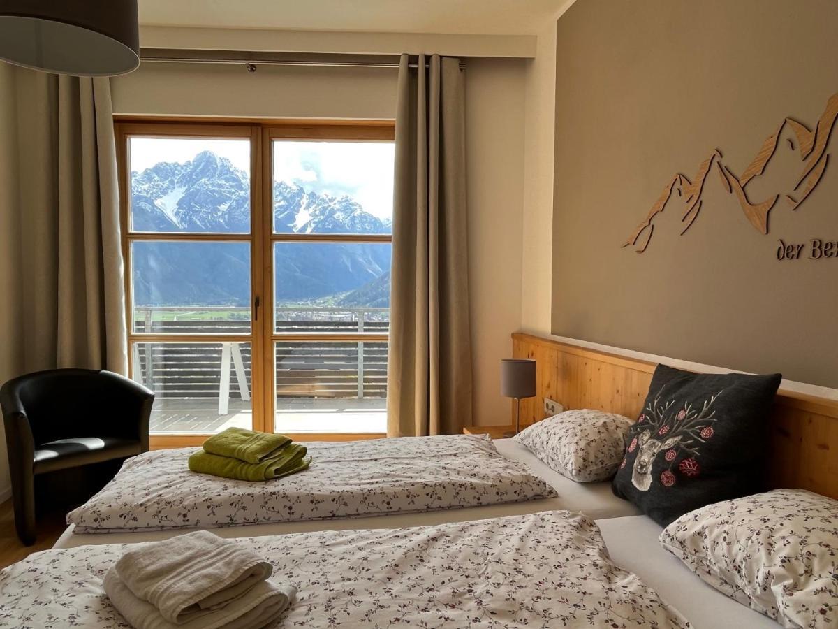 Sun Apartments - With Dolomiten Panorama Lienz Exteriör bild