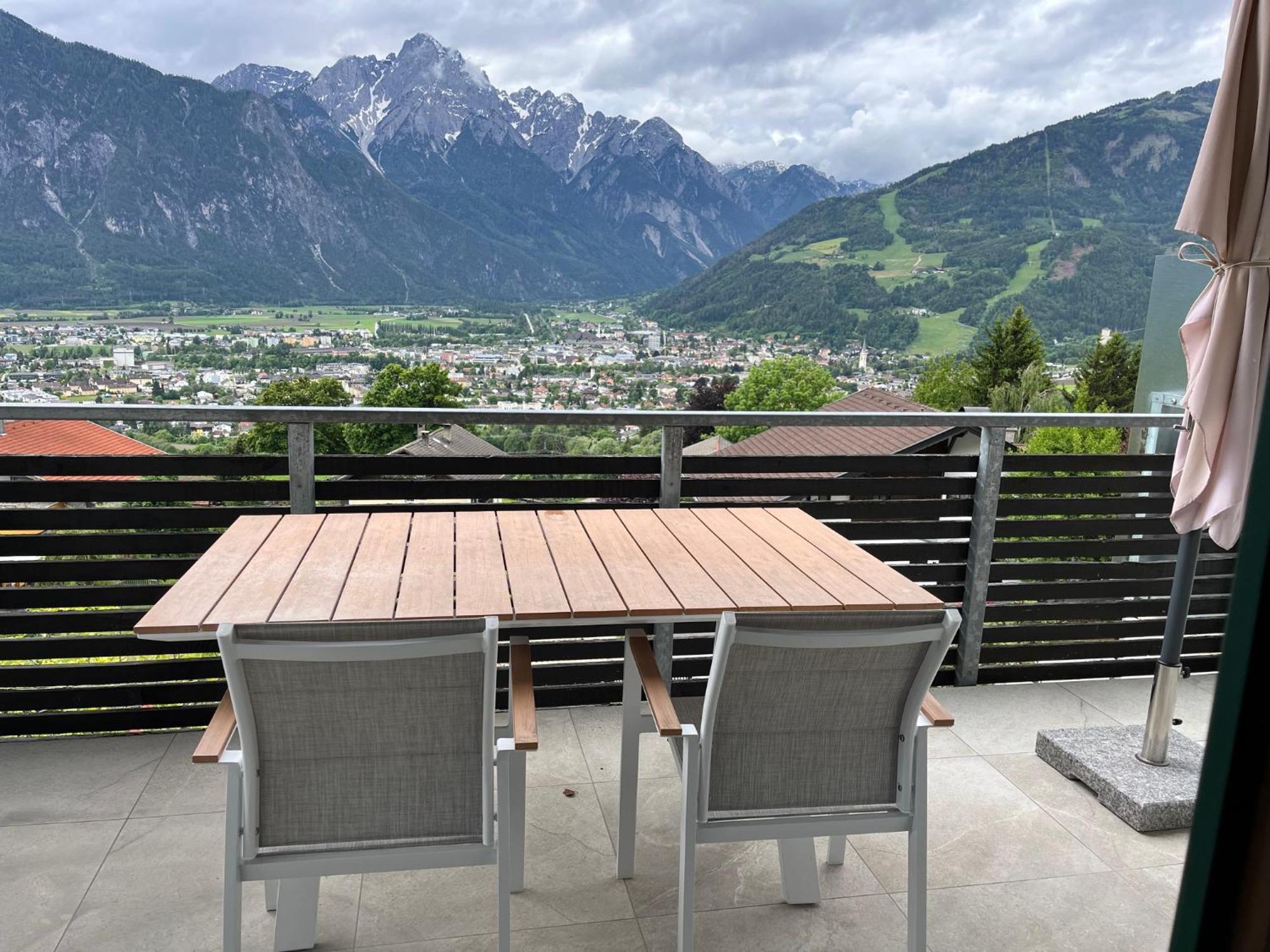 Sun Apartments - With Dolomiten Panorama Lienz Exteriör bild