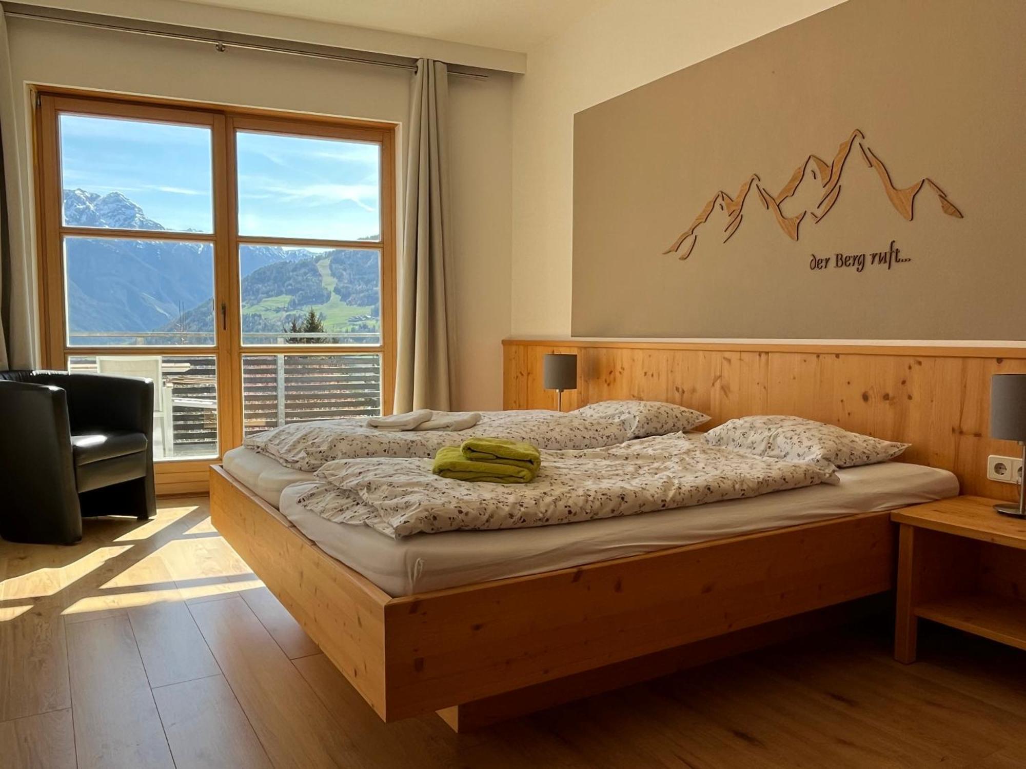 Sun Apartments - With Dolomiten Panorama Lienz Exteriör bild